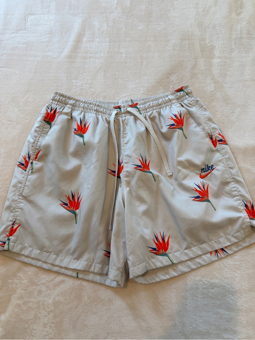 Nike Sportwear Flow Woven Shorts